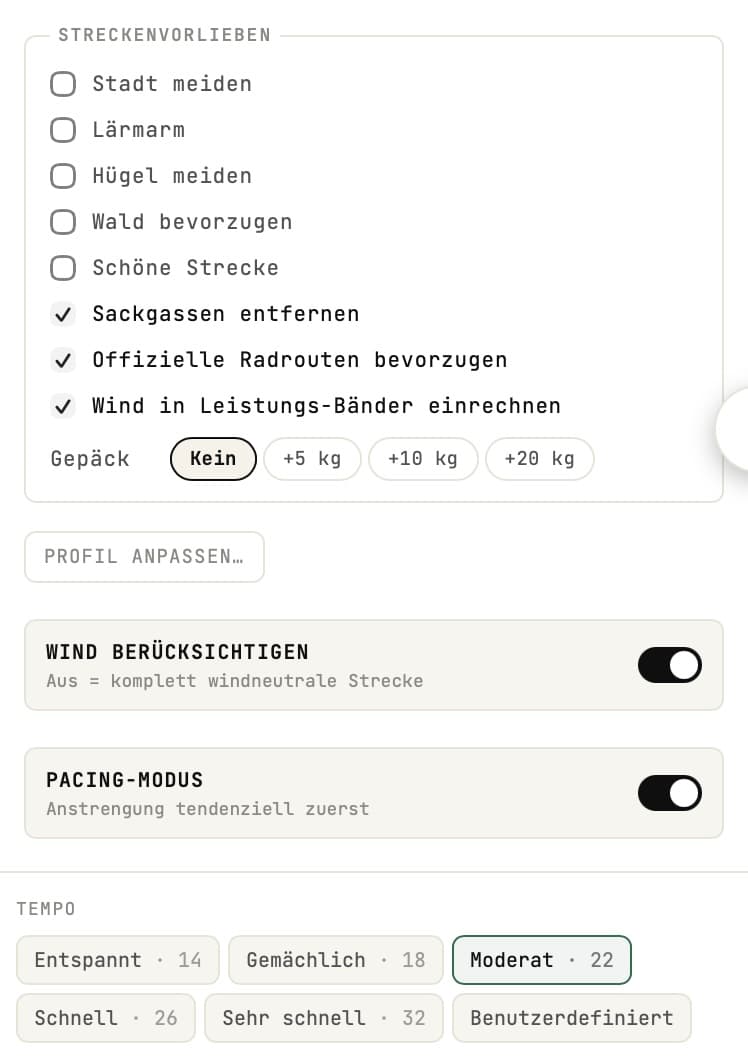 Streckenvorlieben-Panel mit Toggles für Stadt, Lärm, Hügel, Wald und Pacing-Modus